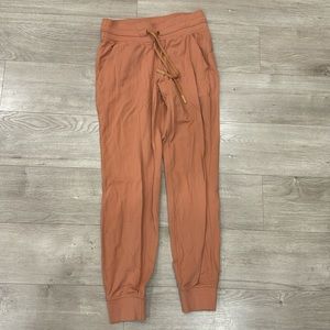 Lululemon Ready to Rulu Joggers